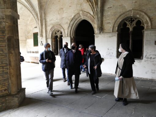 El Presidente del Gobierno de Aragón visita el monasterio de las Canonesas