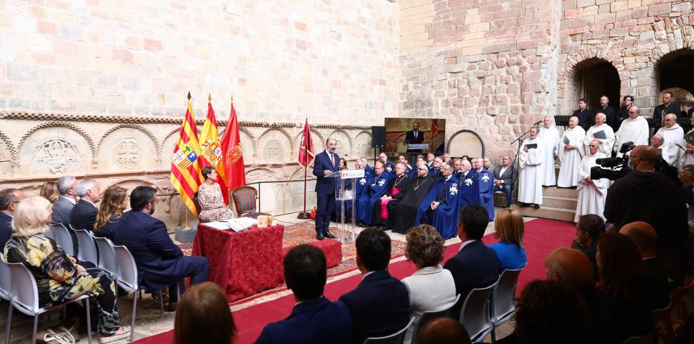 Ceremonia de homenaje a los reyes de Aragón y Pamplona en el Monasterio de San Juan de la Peña. Foto: Luis Correas- Archivo fotográfico del Gobierno de Aragón