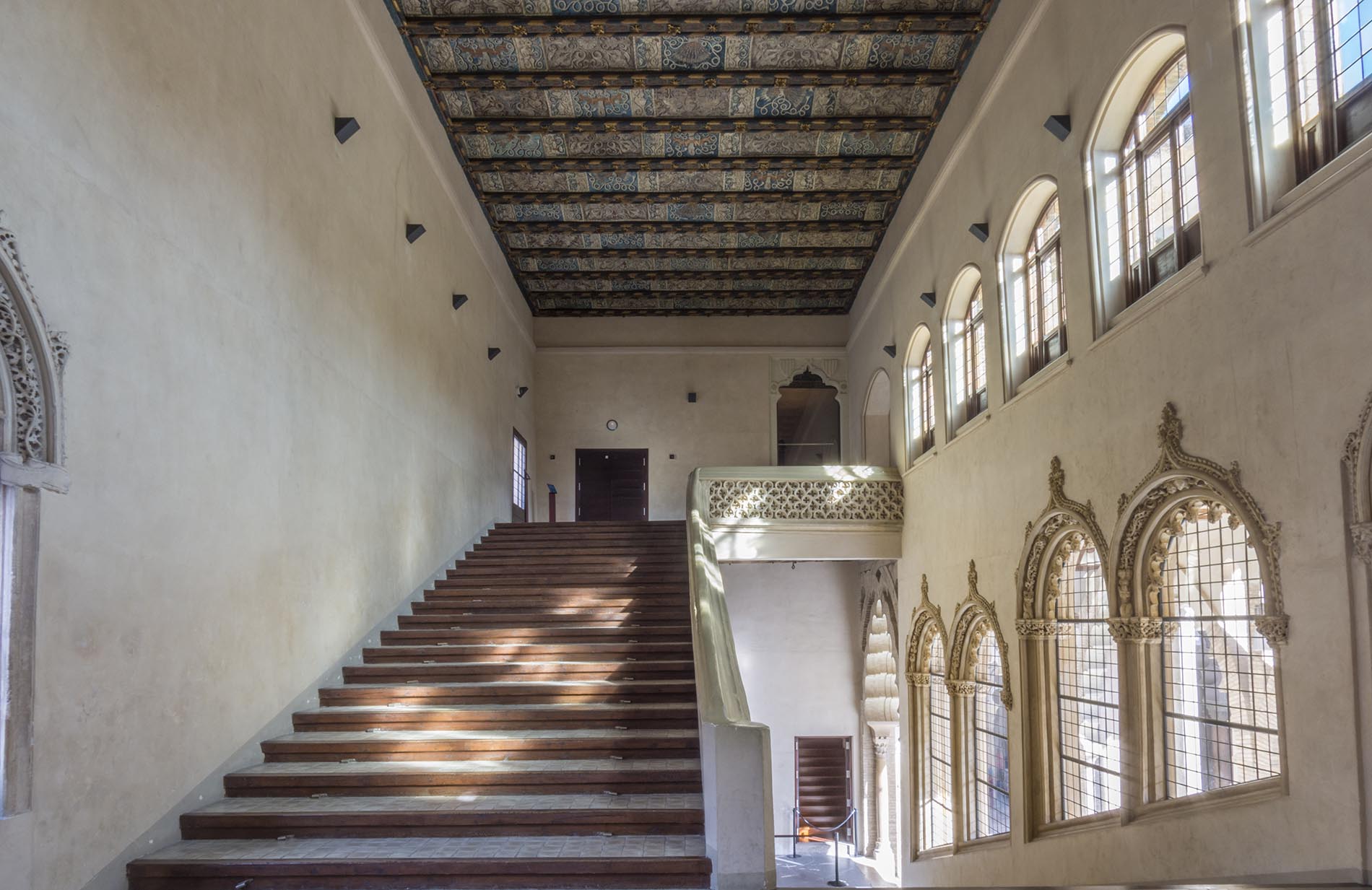 Palacio de la Aljafería, escalera noble. Foto: Juan Carlos Gil Ballano