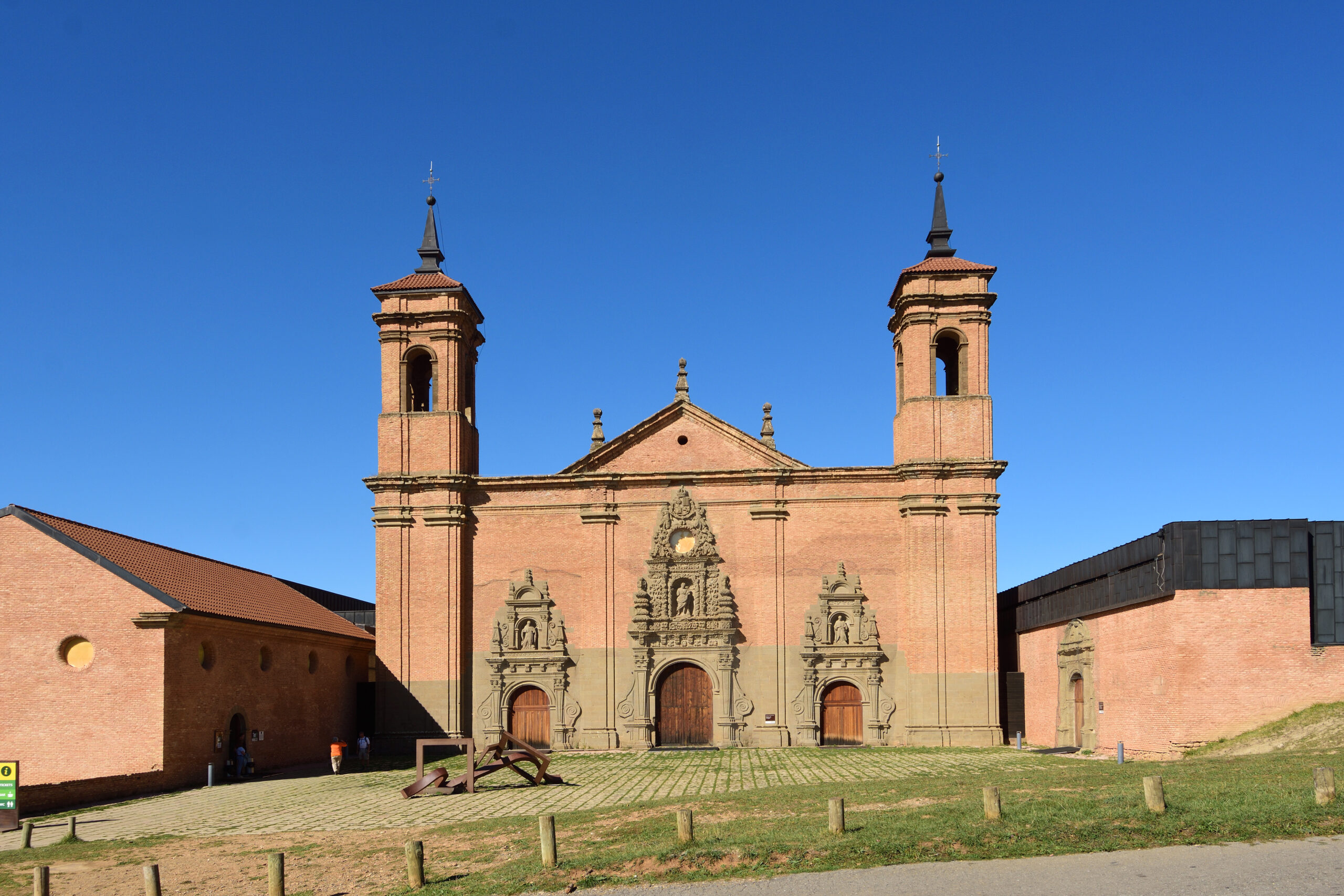 Iglesia del monasterio nuevo de San Juan de la Peña