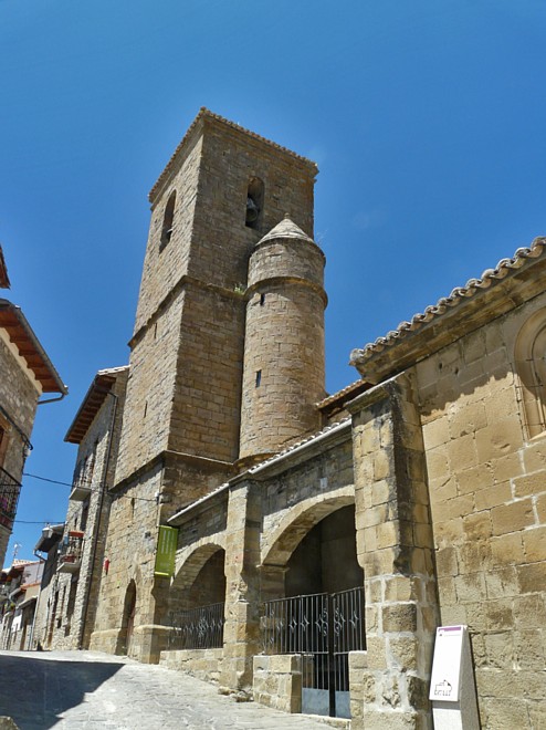 Iglesia de San Martín de Tours, Artieda. Foto: Archivo del Gobierno de Aragón