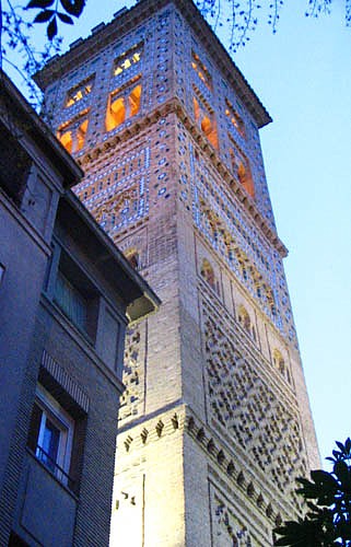 Torre de la iglesia de la Magdalena, Zaragoza. Foto: Sara Lugo