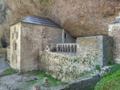 Monasterio de San Juan de la Peña. Foto: Juan Carlos Gil Ballano